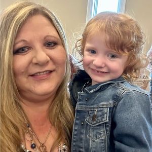 Meet your Posher, Amy